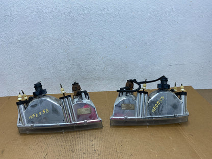 1998 to 2002 Mercury Grand Marquis Left+Right Set Halogen Headlight AE0558 DG8