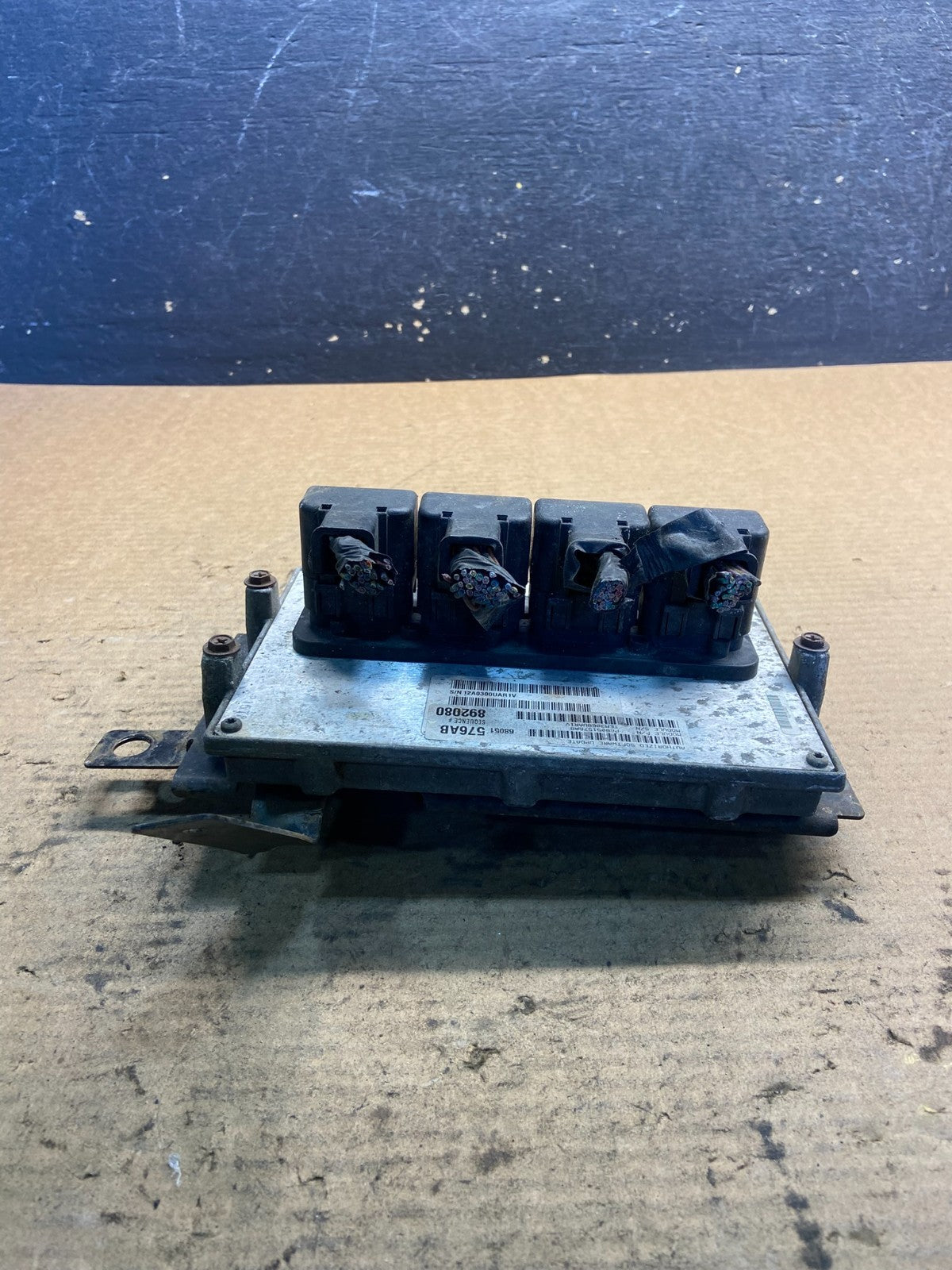 2009 Dodge Durango 5.7L  Engine Computer Module ECU PCM AA0829 DG0