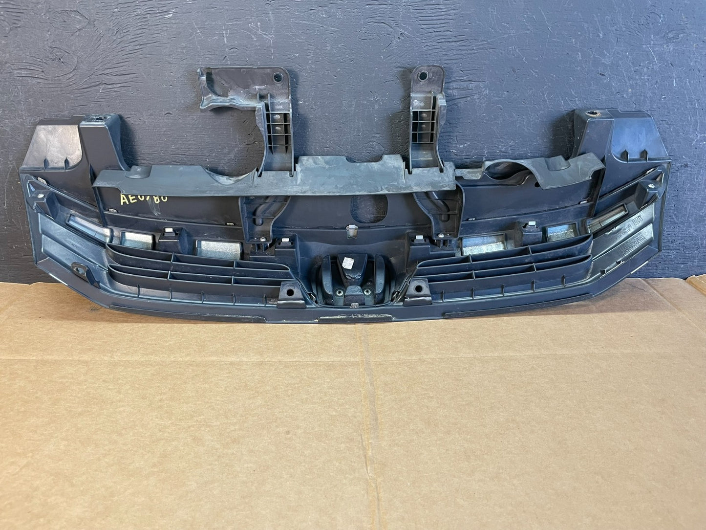 2012 to 2013 Honda Civic Sedan Front Upper Grill Grille AE0780 DG3