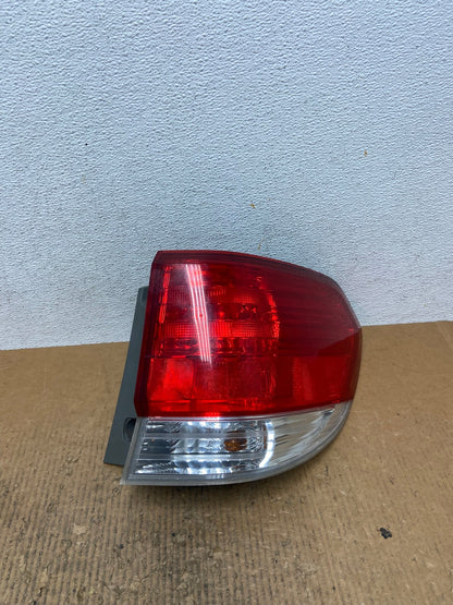 2008 2009 2010 Honda Odyssey Right Passenger Side Tail Light AE2652 LK0