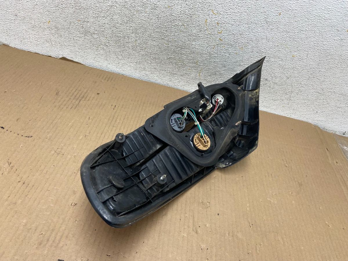 1999 2000 2001 Toyota Solara Left Driver LH Tail Light AH3054 DW6