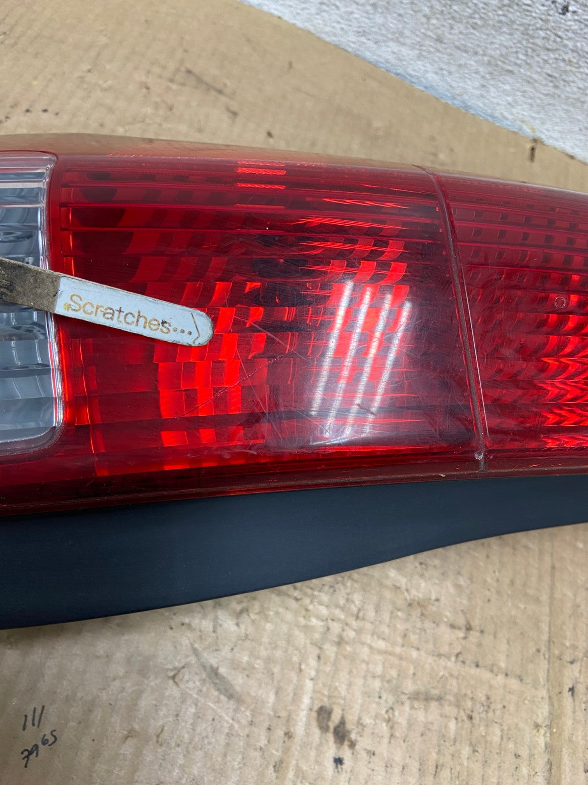 2002 2003 2004 Honda Crv Cr-v Left Driver Lh Tail Light AI8042 LK3