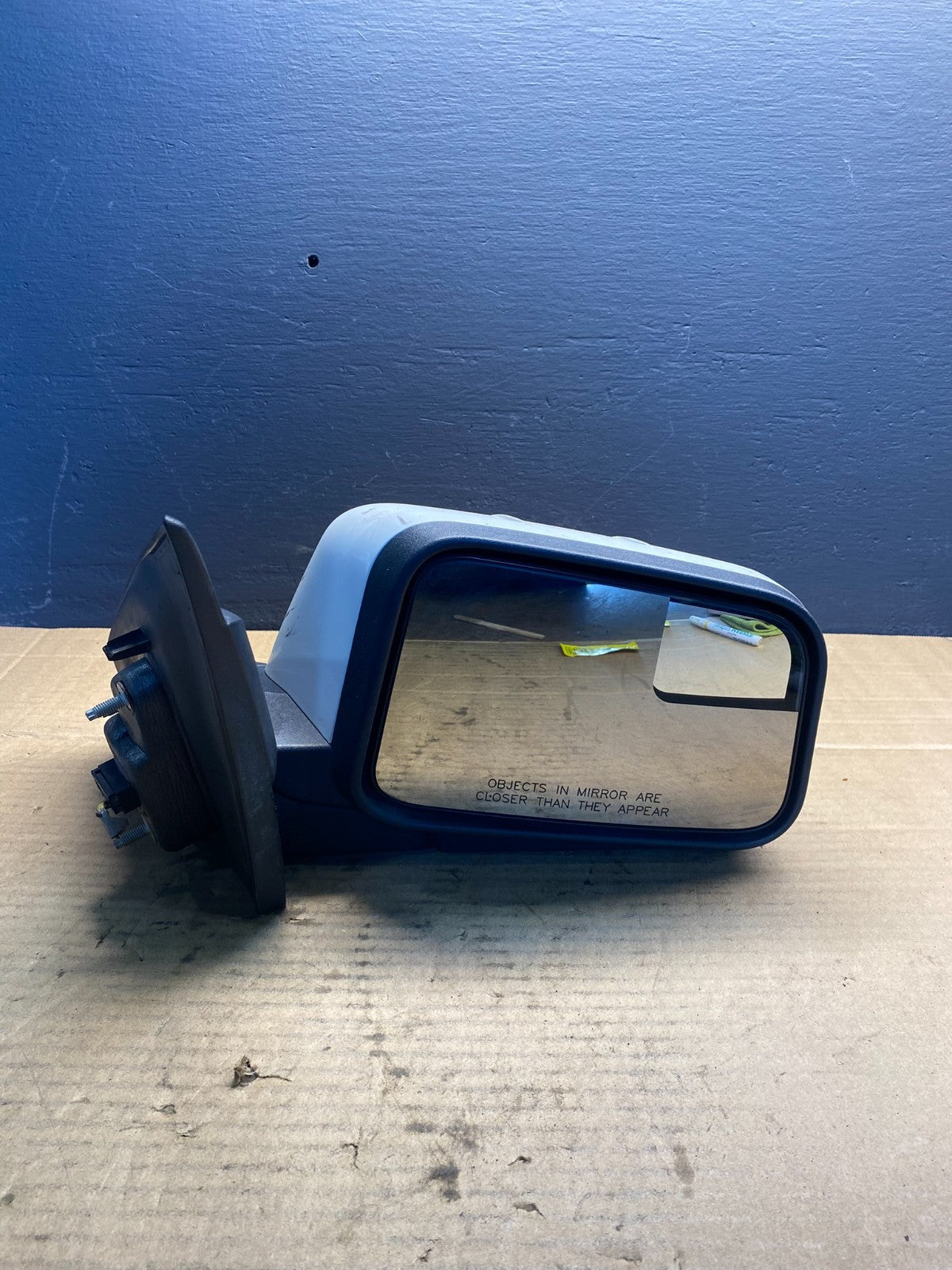 2007 to 2010 Ford Edge Right Passenger View Door Mirror OEM AB7116 MS4