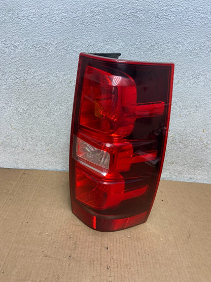 2008-2014 Chevrolet Tahoe Suburban Right Passenger Rh Tail Light AI8476 LK0