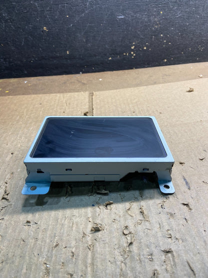 2010 - 2011 Chevrolet Equinox Radio Display Screen Information Dash Oem y7516 DG4