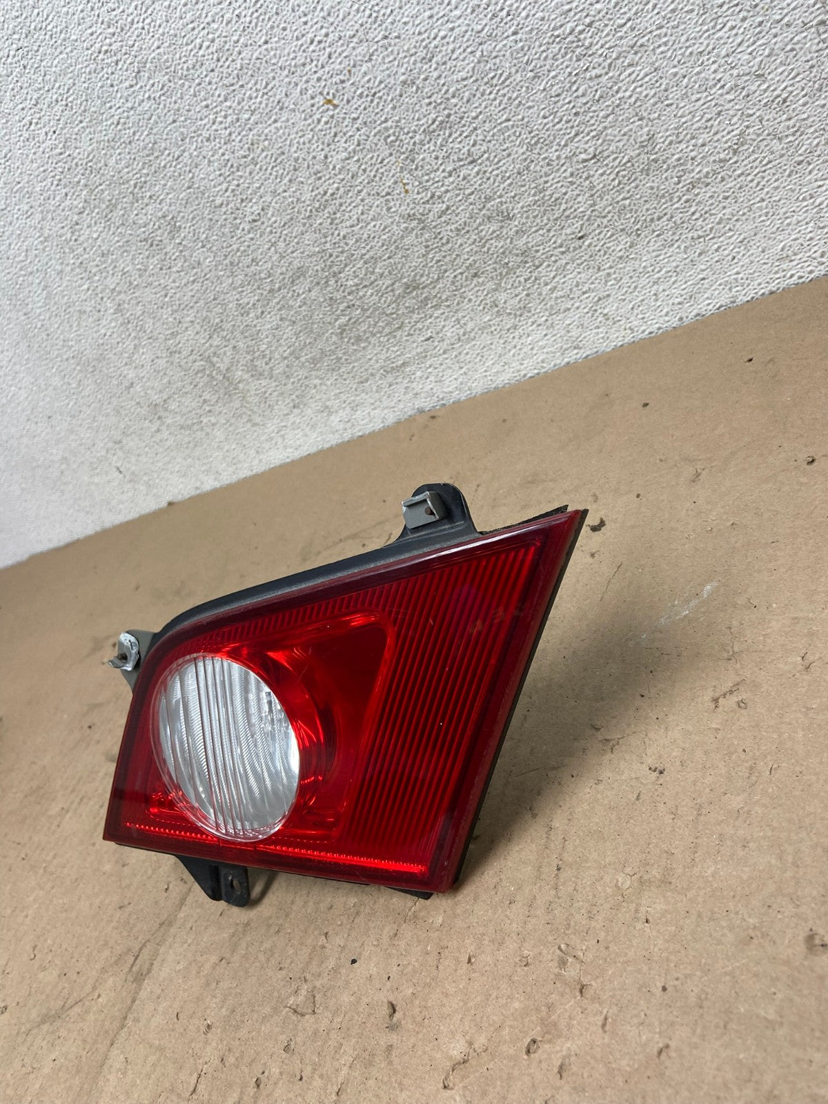 2006 2007 Infiniti M35 M35X M45 Right Passenger RH Inner Tail Light Oe AG4876 LK2