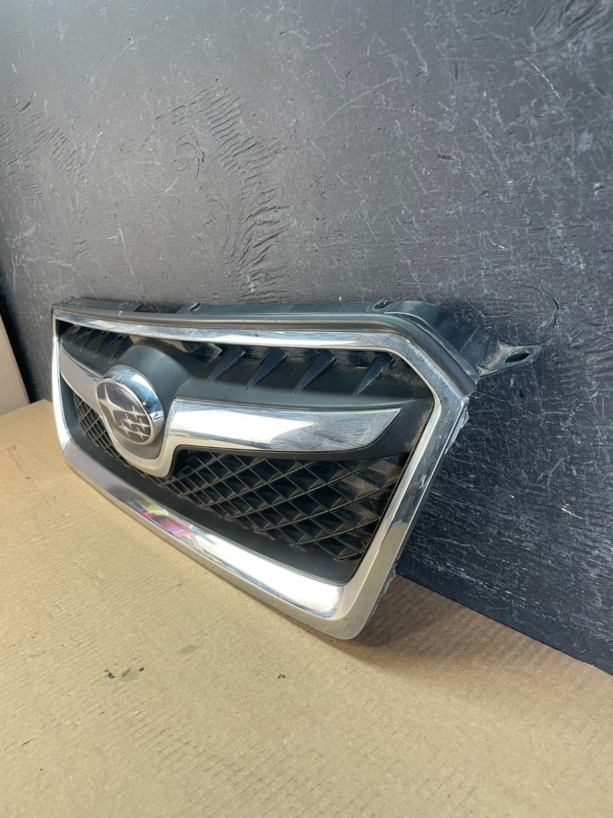 2013 2014 2015 Subaru XV Crosstrek Front Upper Grill Grille af3754 DG1