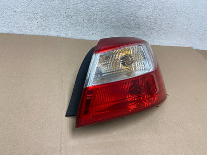 2012 2013 2014 Ford Focus Sedan Right Passenger Rh Side Tail Light AG6592 DW2
