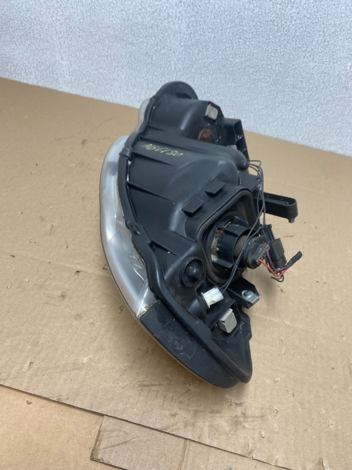 2004 2005 2006 Chrysler Sebring Right Passenger Side Halogen Headlight AB6180 DW7