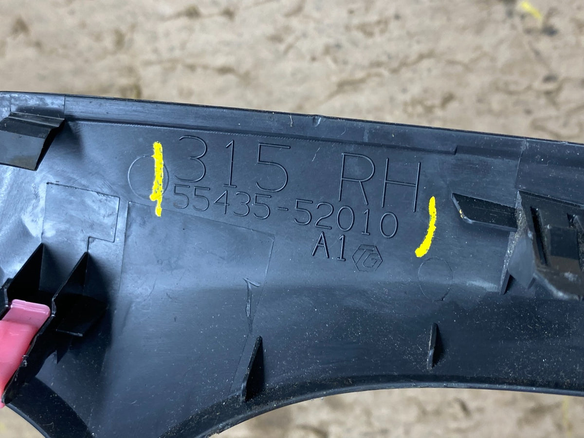 2007- 2011 Toyota Yaris HB Right Passenger Trim Bezel Panel Center Dash T8598 DG4