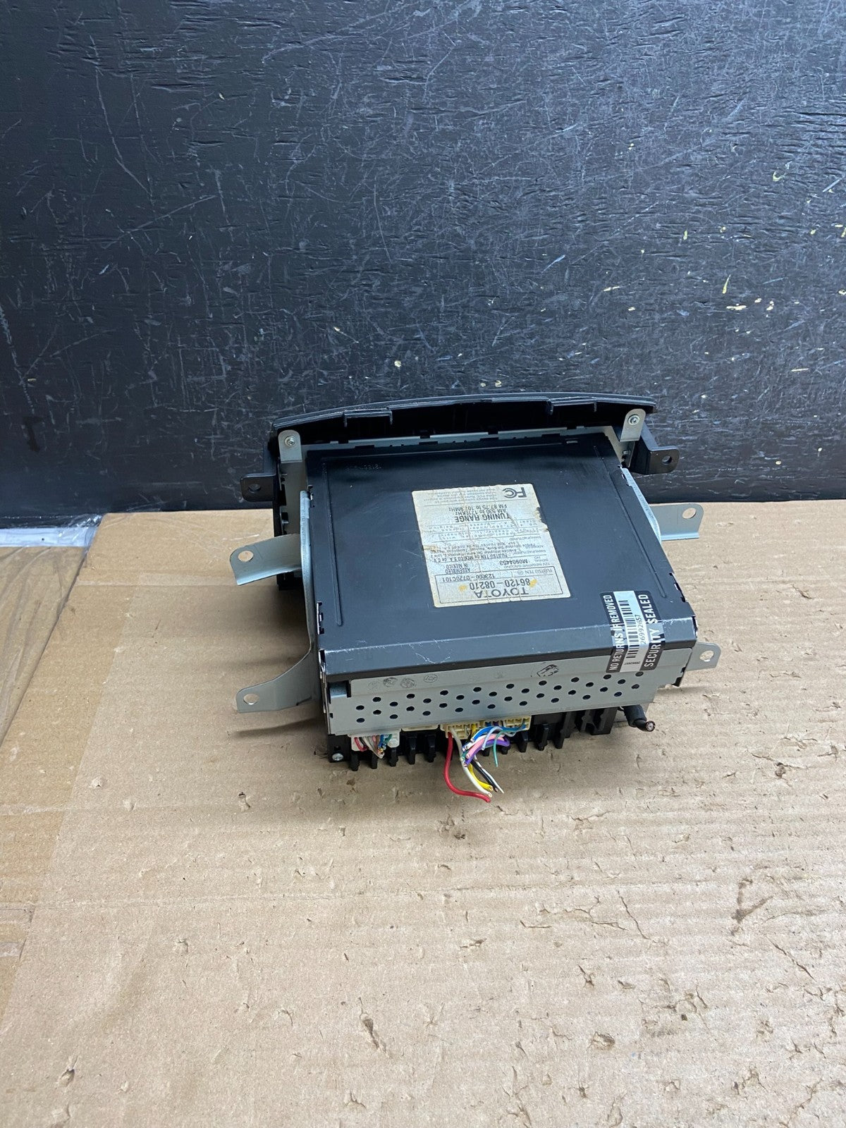 2004 to 2010 Toyota Sienna AM FM CD WMA Mp3 Radio Receiver AG8522 DG2