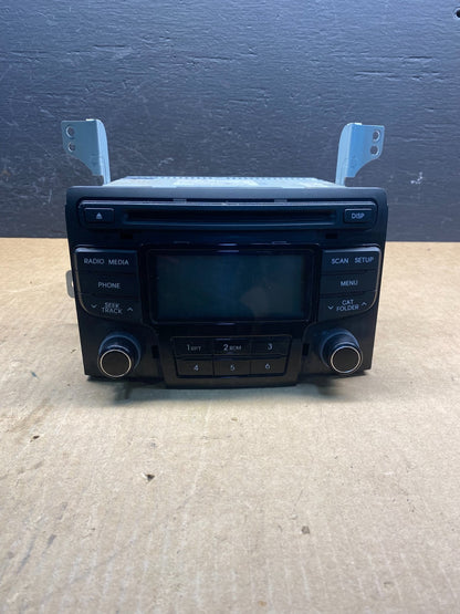 2011 to 2012 Hyundai Sonata Am Fm Cd Player Radio Receiver AC6969 DG0