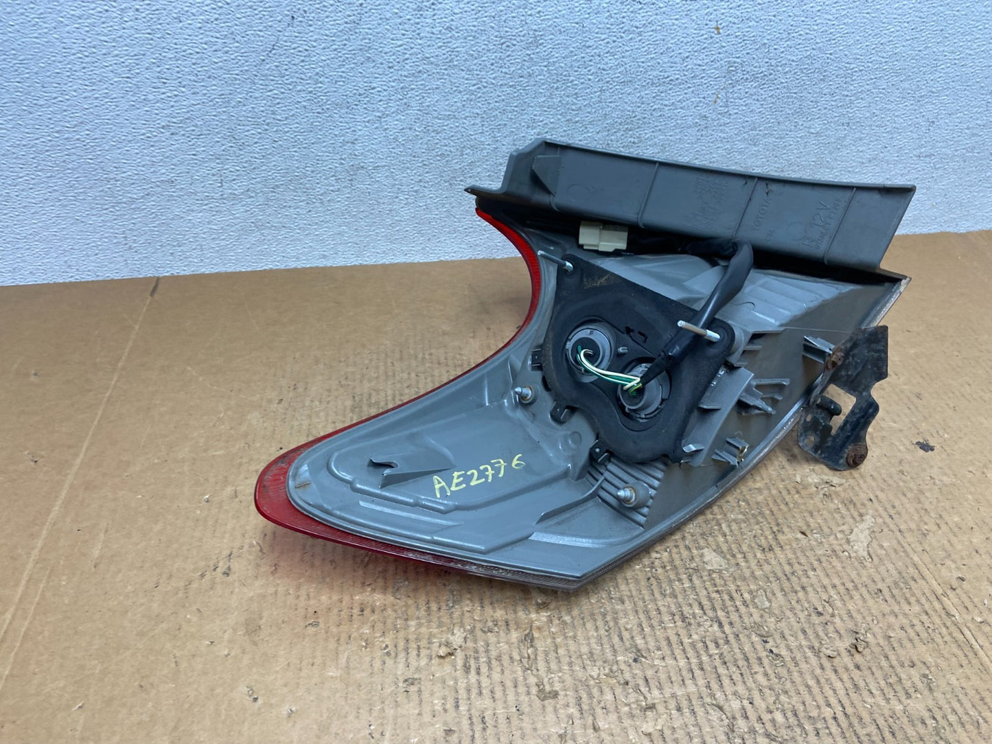 2009 to 2012 Toyota Venza Right Passenger RH Side Tail Light AE2776 DG6