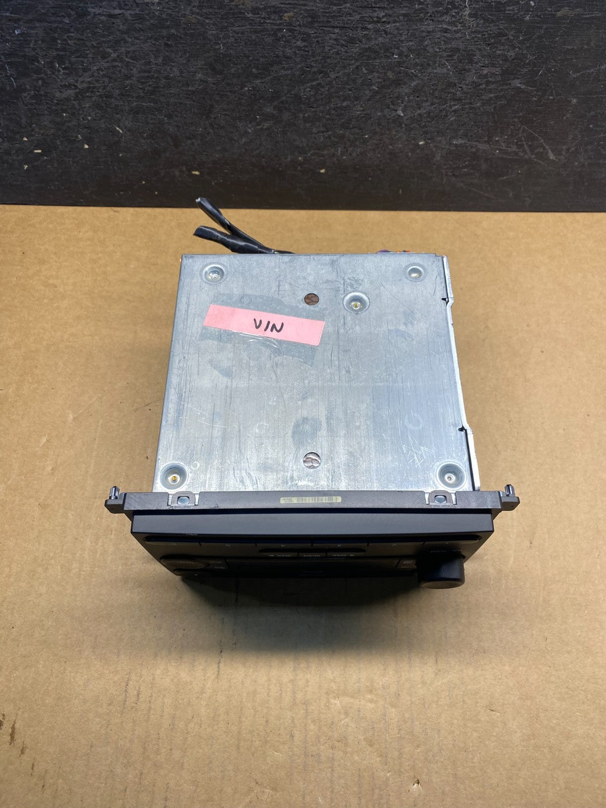 2005 to 2007 Ford Five Hundred Montego Radio CD Player AH4979 DG4