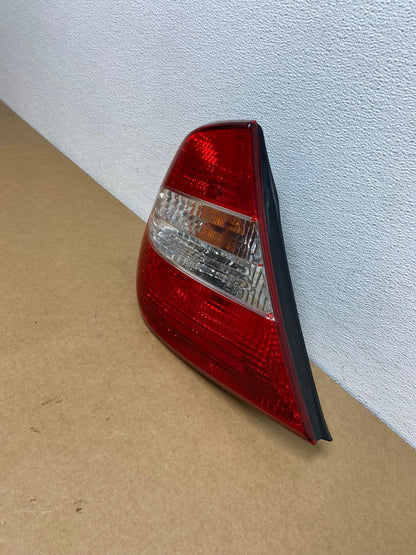 2002 2003 2004 Toyota Camry Left Driver LH Side Tail Light AC1673 LK1