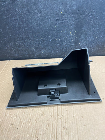 2004 to 2008 Ford F-150 Front Right Passenger Storage Glove Box af6379 DG5