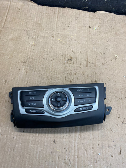 2009-2014 Nissan Murano AM FM Radio CD Control Panel Z1727 DG0