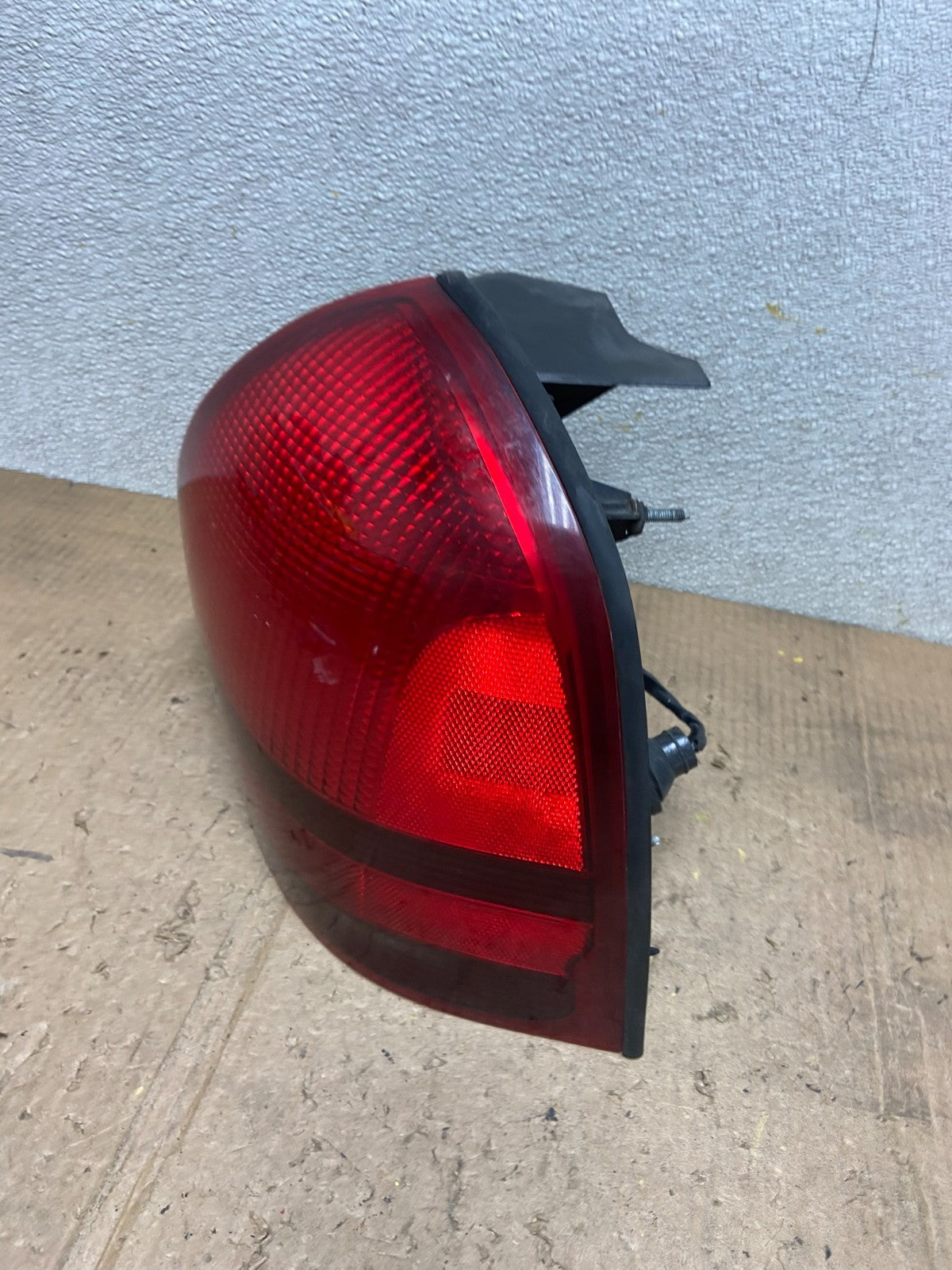 2003 to 2011 Mercury Grand Marquis Right Passenger Side Tail Light AA7049 LK1