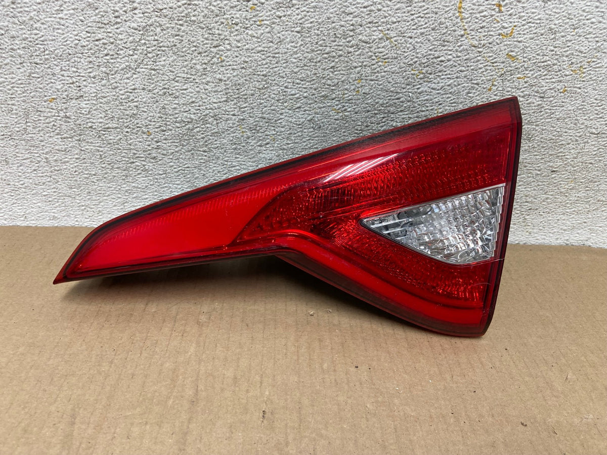 2015 2016 2017 Hyundai Sonata Right Passenger RH Inner Tail Light AH5718 LK0