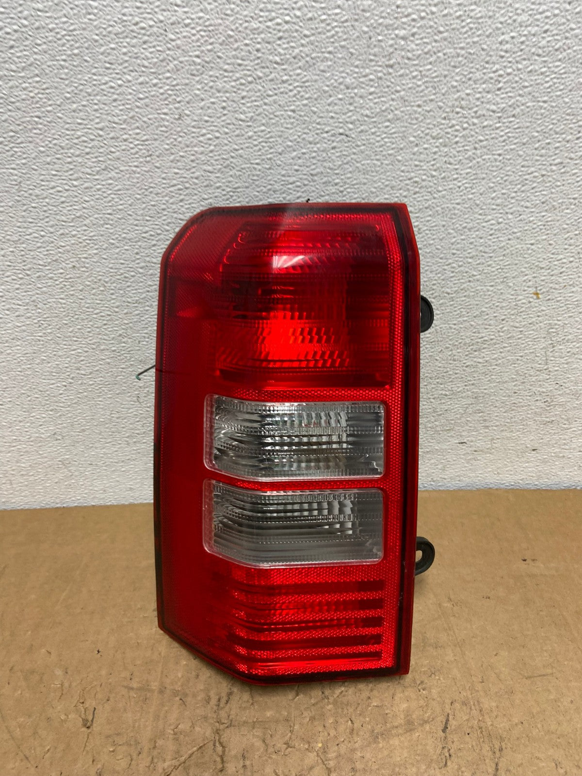 2008 to 2016 Jeep Patriot Left Lh Driver Side Tail Light AD0578 LK0
