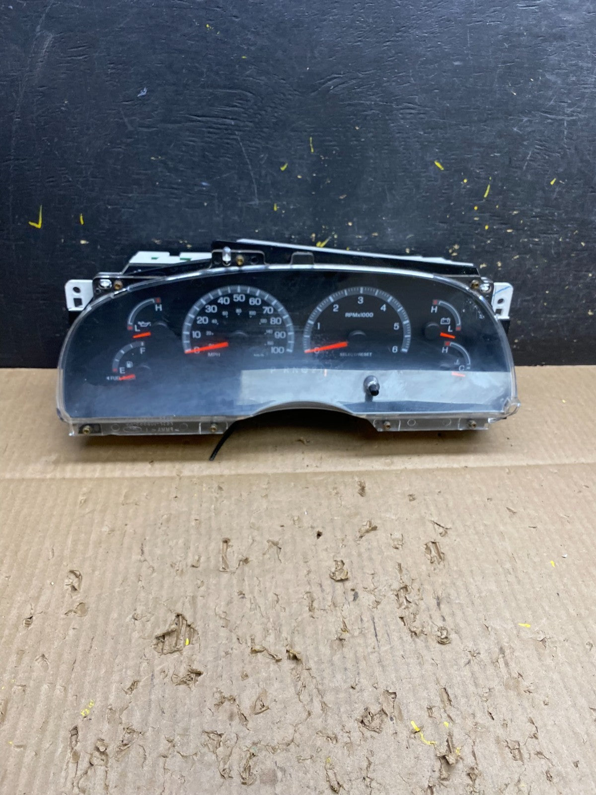 2000 2001 2002 Ford Expedition Speedometer Instrument Gauge Cluster Oe ab1812 DG0