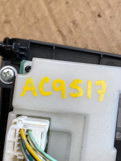 2011 to 2015 Nissan Rogue Heater Temperature AC Climate Control AC9517 DG5