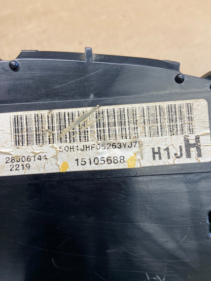 2003 to 2006 Chevrolet Silverado Speedometer Instrument Cluster AH3494 DG6