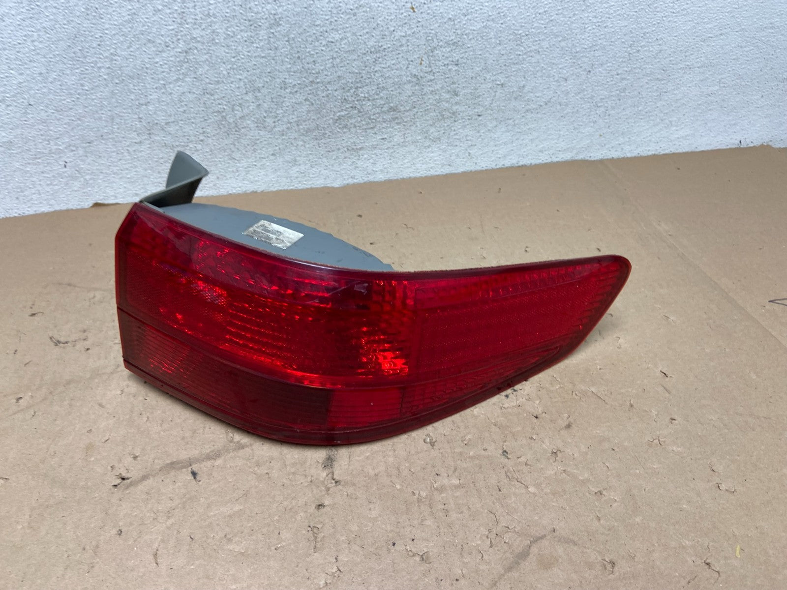 2005 Honda Accord Right Passenger Rh Side Tail Light AG43910
