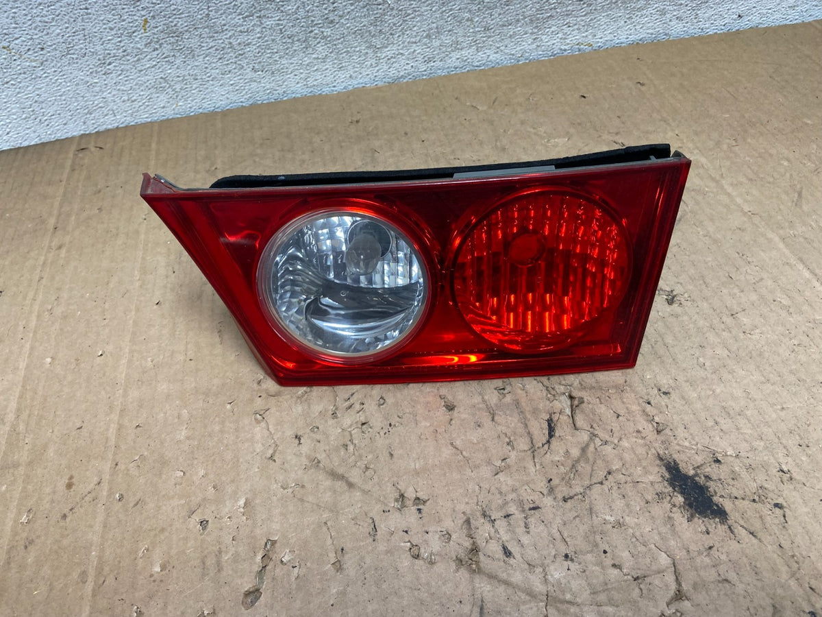 2004-2005 Acura TSX Right Passenger Rh Tail Light inner AI9197 LK0
