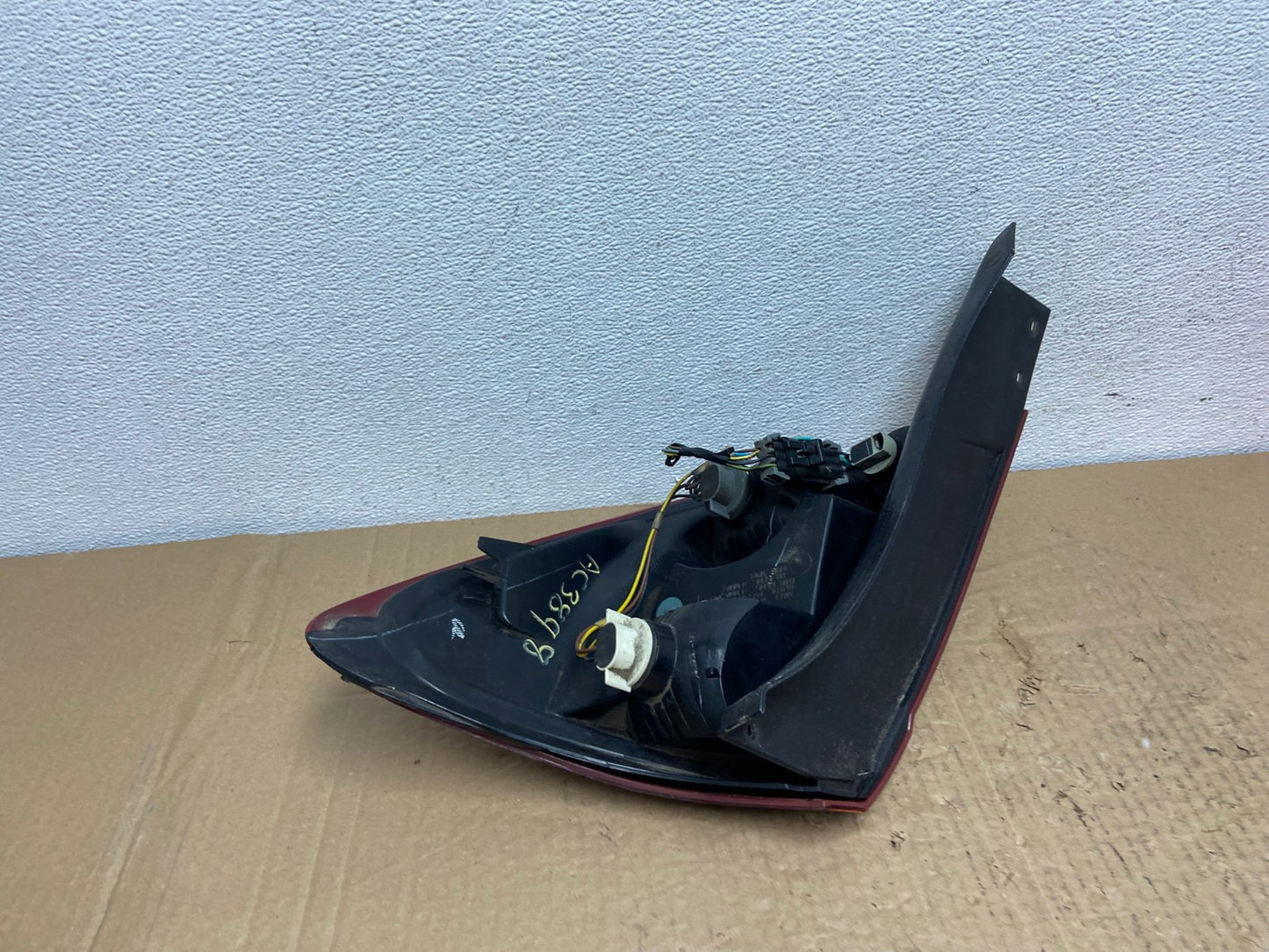 2003-2007 Saturn Ion Coupe Left Driver LH Side Tail Light Oem AC3898 LK5