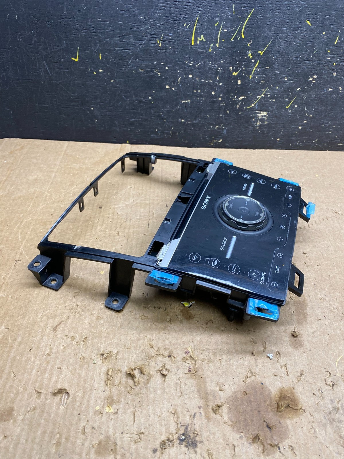 2011-2014 Ford Edge Heater Climate Control Sony Radio CD Control Dash Z4498 DG2