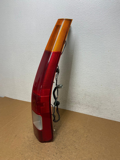 2002 - 2004 Honda Crv Cr-v Right Passenger Rh Side Tail Light DEPO AE1402 LK1