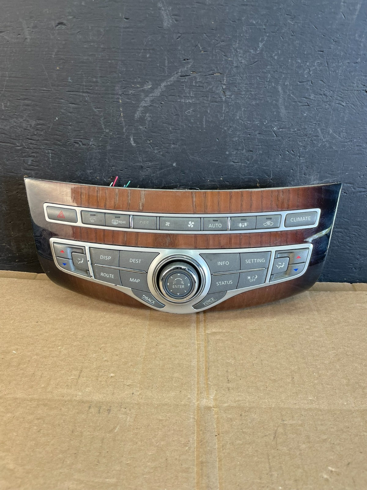 2011 2012 2013  Infiniti M37 Front Temperature Climate Control Panel ac2294 DG0