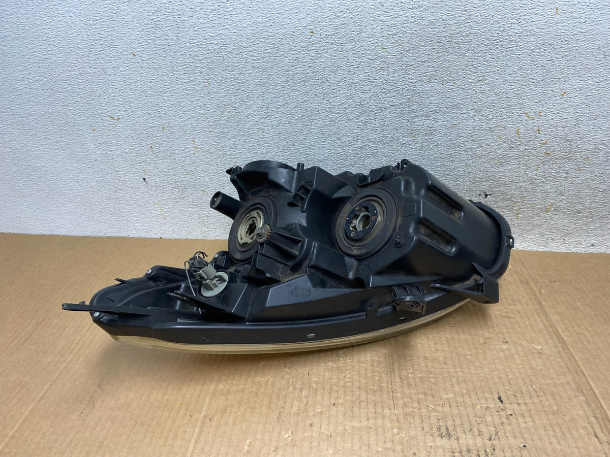 2009-2013 Nissan Rogue Right Passenger Halogen Headlight AI6513 DW5