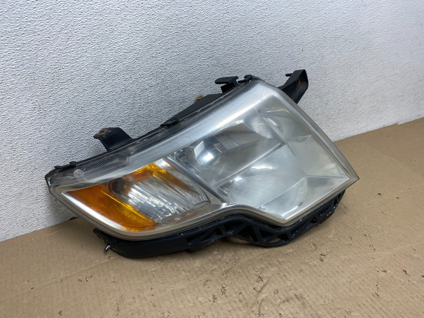 2007 to 2010 Ford Edge Right Passenger RH Halogen Headlight AG5935 DW2