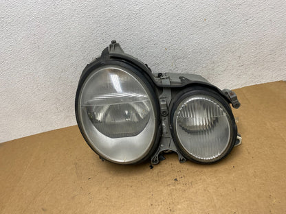 2000-2002 Mercedes E E320 E430 Right Passenger Xenon HID Headlight AE3231 DW0