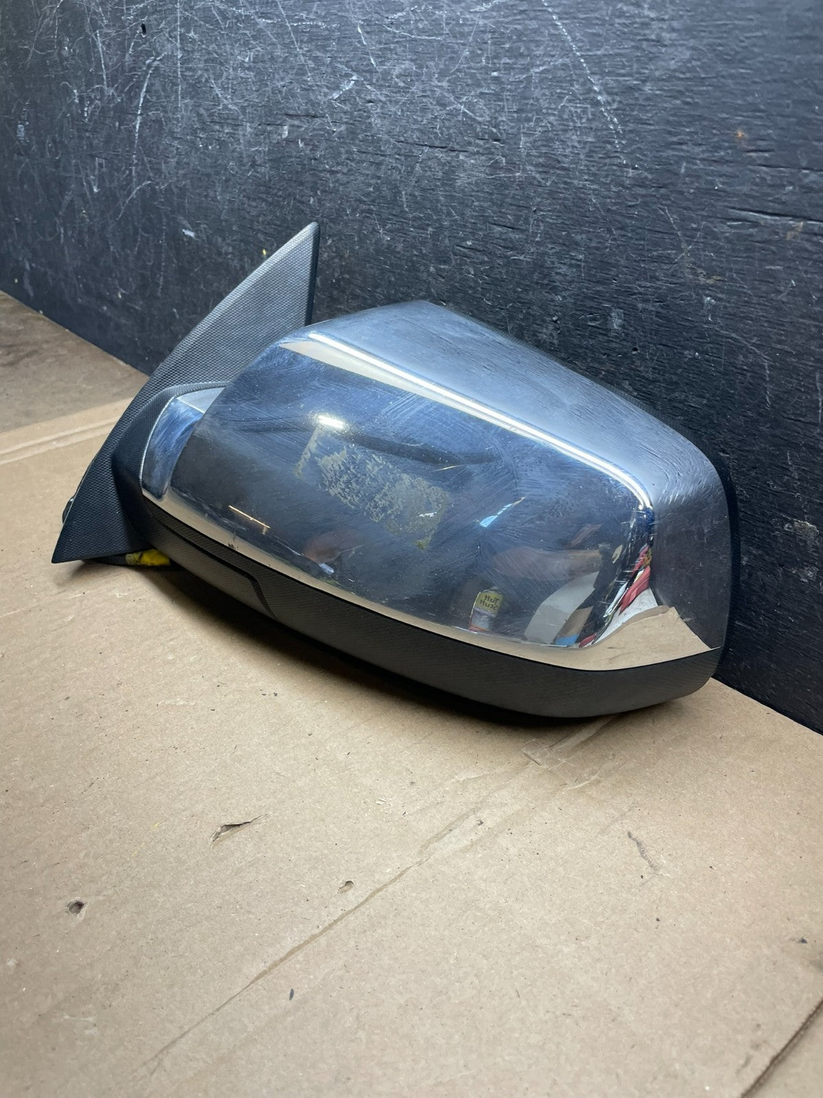 2010 to 2015 Chevrolet Equinox Left Side Heated View Door Mirror OEM R1760 DG2