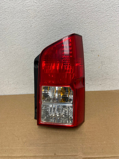 2005 to 2012 Nissan Pathfinder Right Passenger RH Side Tail Light AD3783 LK0