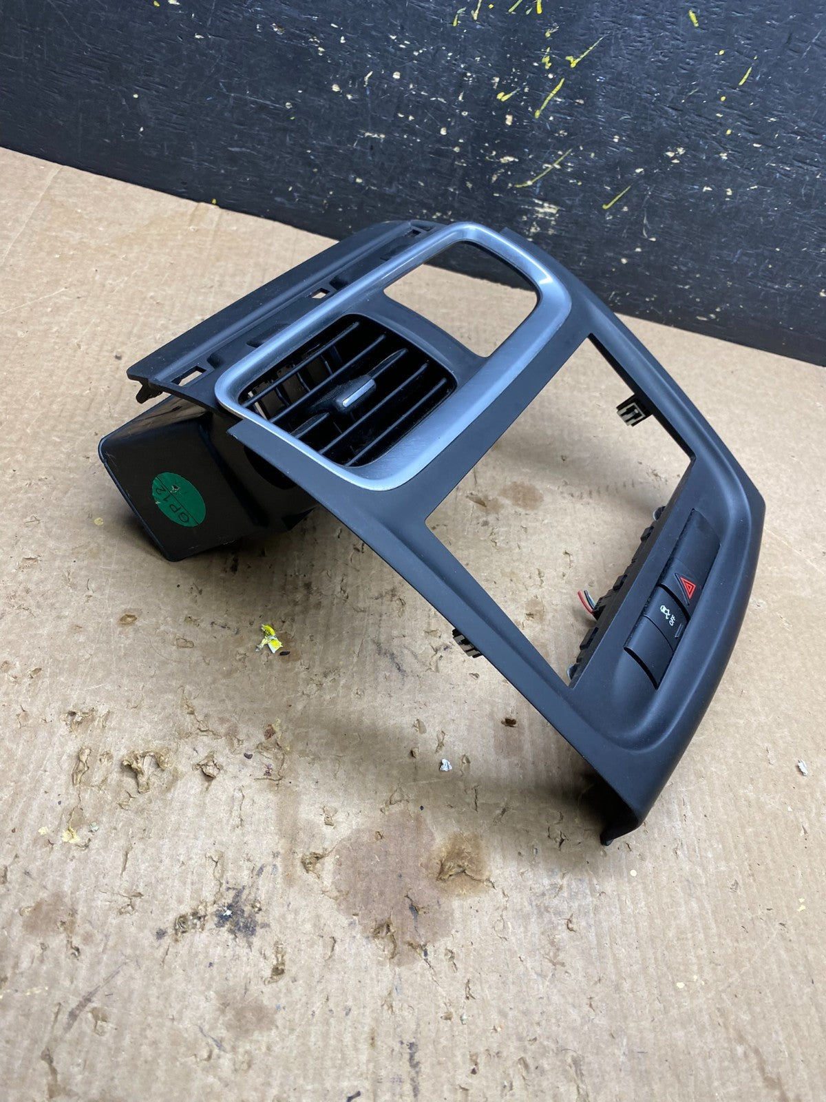 2011 - 2014 Dodge Avenger Center Dash Black Radio Trim Bezel Panel Z4499 DG1