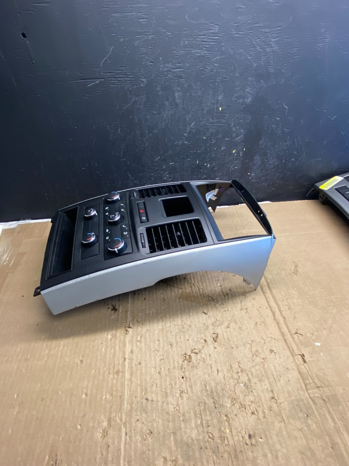 2008-2010 Dodge Grand Caravan Radio Bezel Climate Control Heat AC Heater AE20472