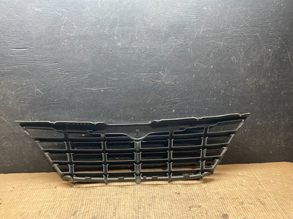 2002 to 2004 Chrysler Voyager Front Upper Grill Grille N2047 DG10
