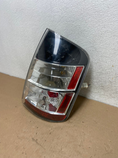2004 - 2005 Toyota Prius Right Passenger Side Rh Tail Light DEPO AG4154 LK1