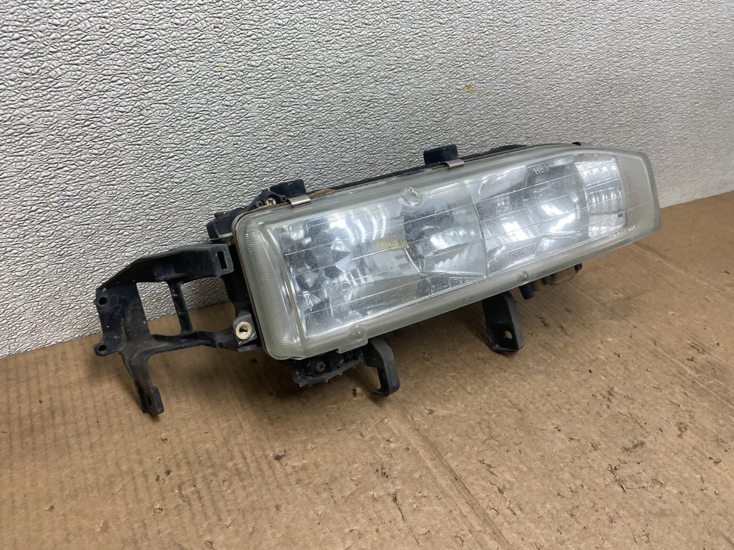 1990 to 1991 Honda Accord Right Passenger RH Headlight AA6668 DG2