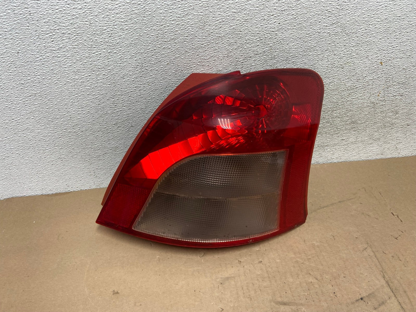 2006 to 2008 Toyota Yaris Hatchback Right Passenger RH Tail Light AG4636 LK0
