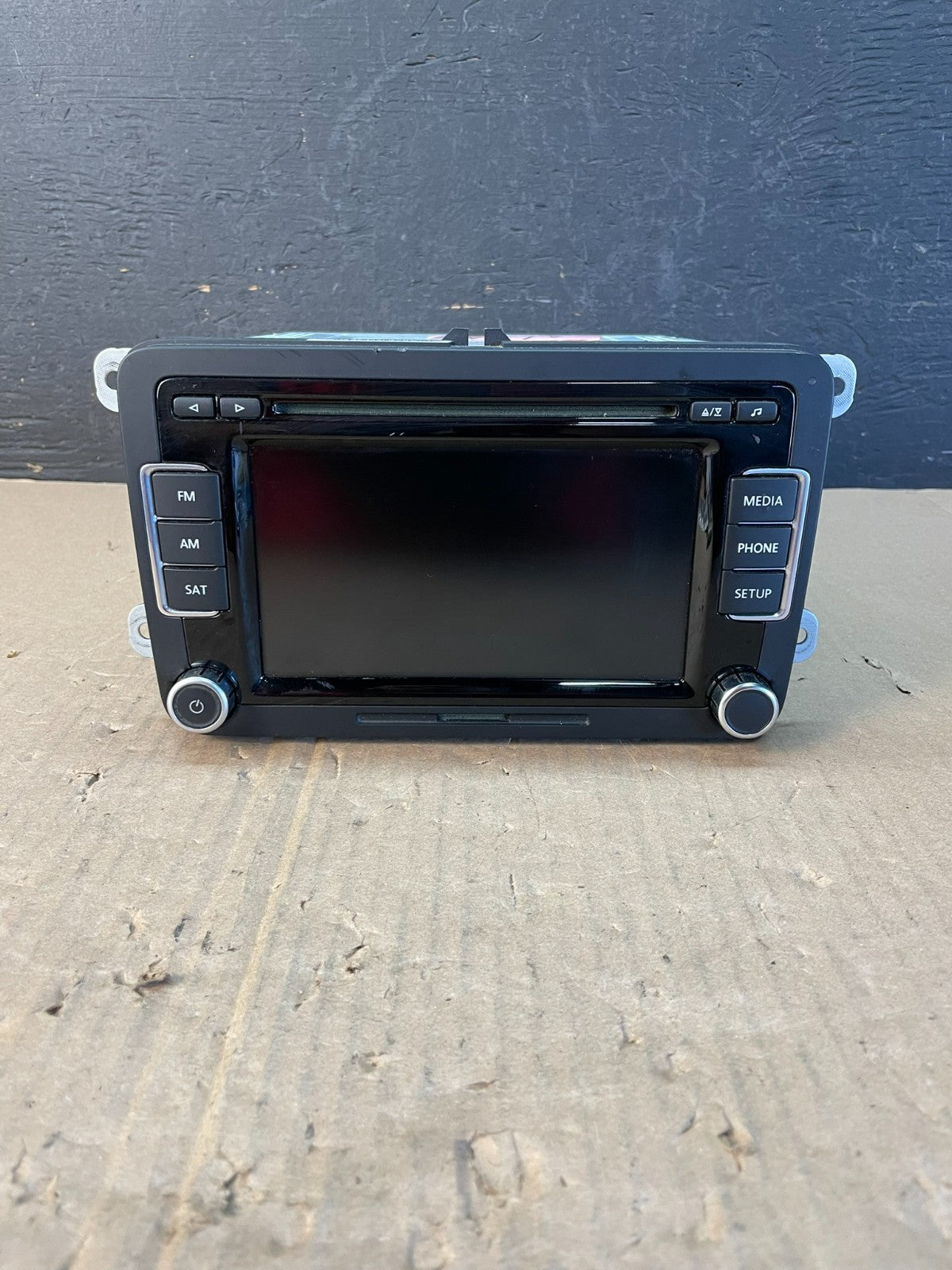 2012 to 2017 Volkswagen Passat Jetta Radio CD Player AM/FM Media ad5962 DG0