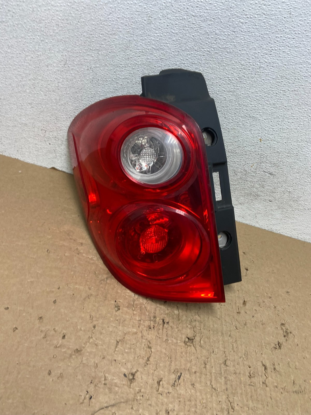 2010 to 2015 Chevrolet Equinox Left Driver Lh Side Tail Light AF8371 DW0