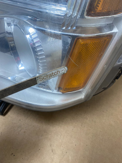 2010 to 2015 GMC Terrain Halogen Left+Right Side Headlights X4747 DW7