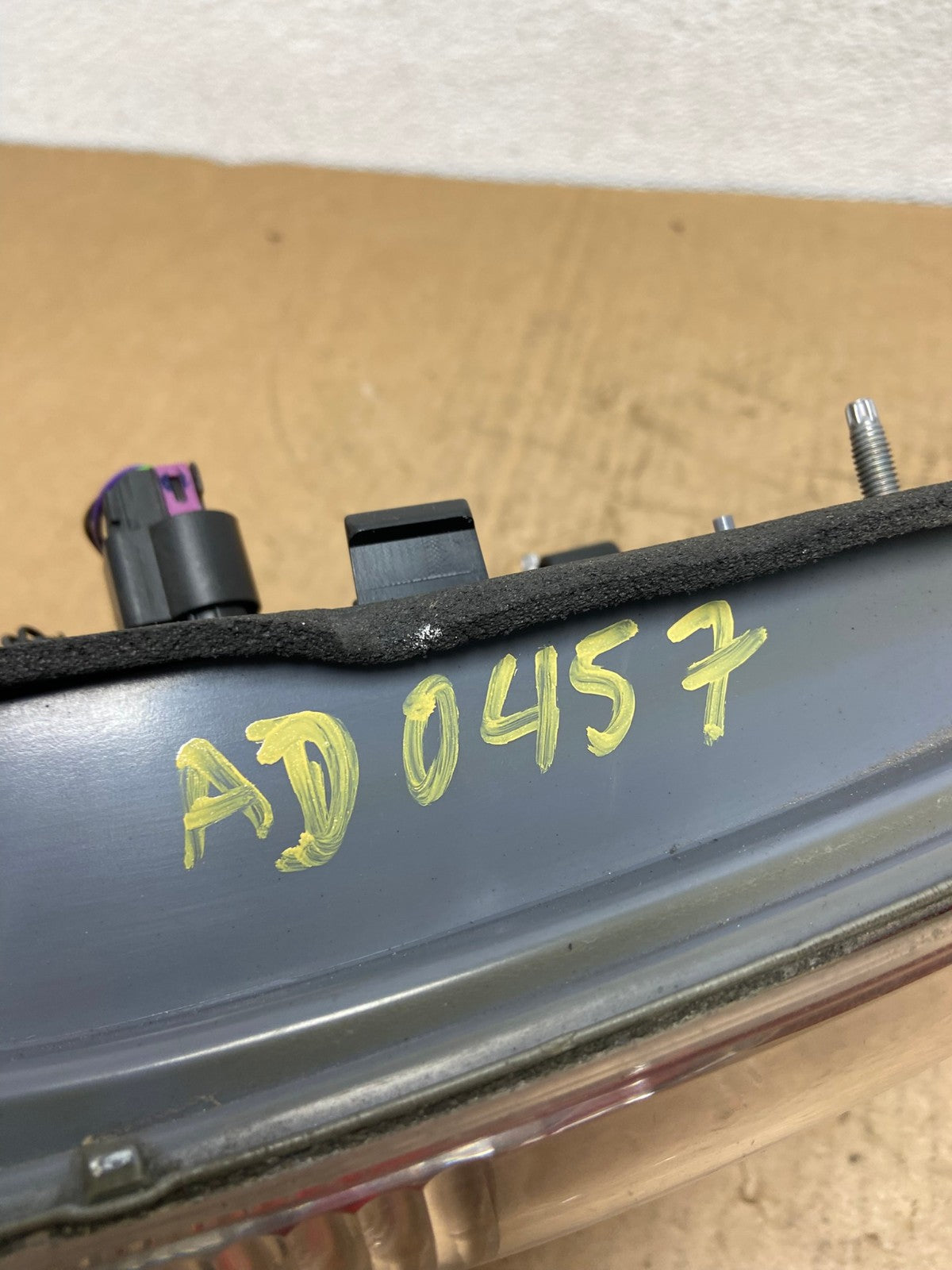2007 to 2012 GMC Acadia Left Driver Lh Side Tail Light Inner AD0457 LK6