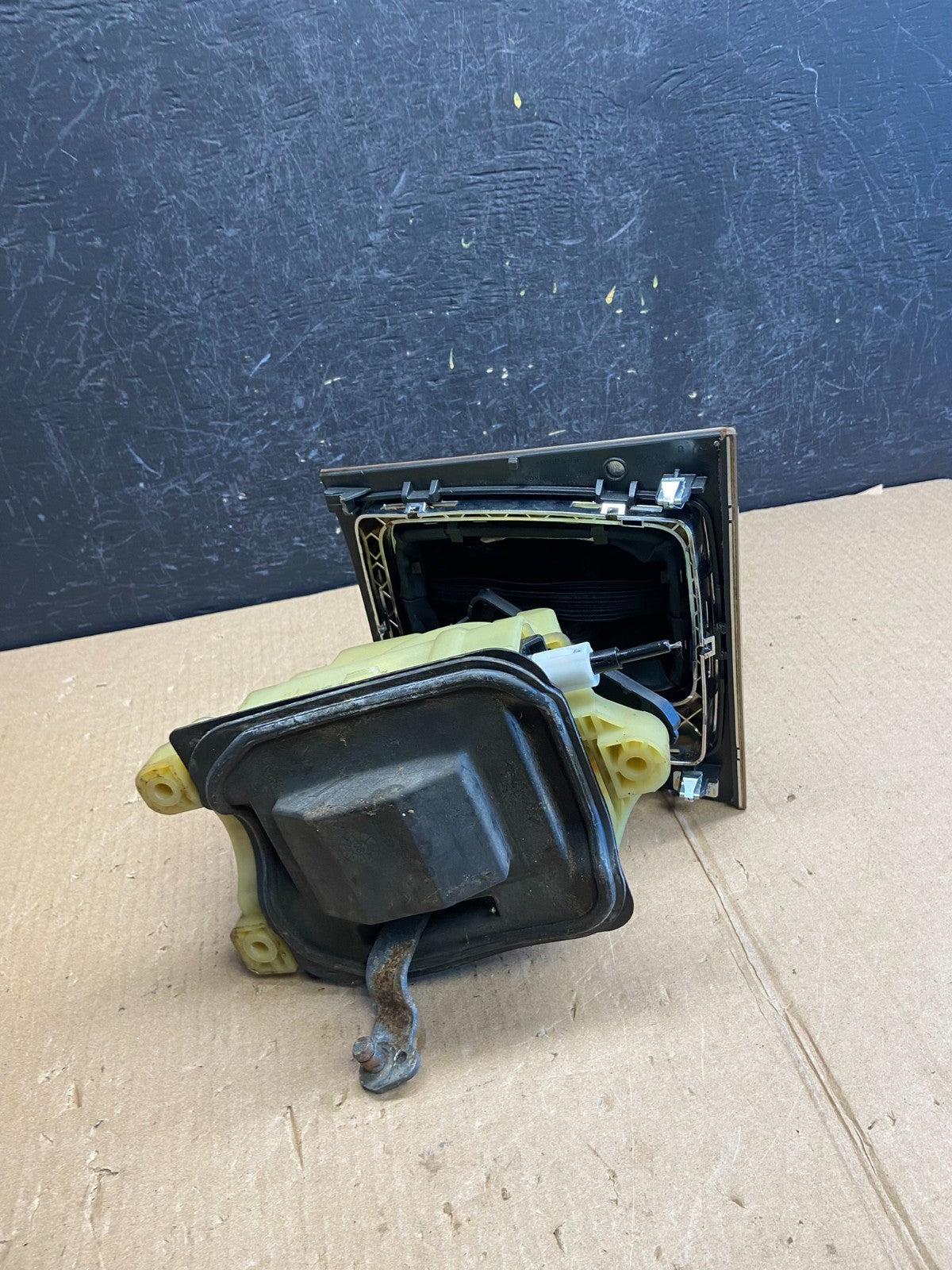 2008 - 2011 Mercedes W204 C350 C300 C250 Center Console Shift Shifter ae3802 DG3