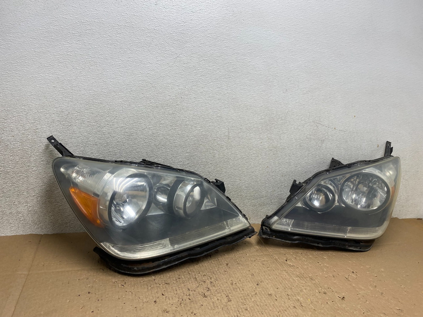 2005 2006 2007 Honda Odyssey Left+Right Set Halogen Headlights T7989 DW2